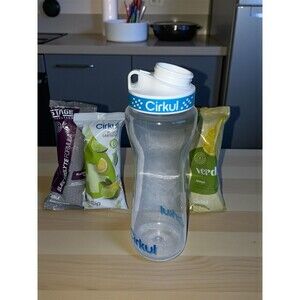 Cirkul Water Bottle with 3 Flavor Cartridges Lemon Lime Blackberry